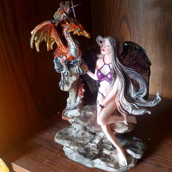 Fairy and dragon - Picture 1 of 4